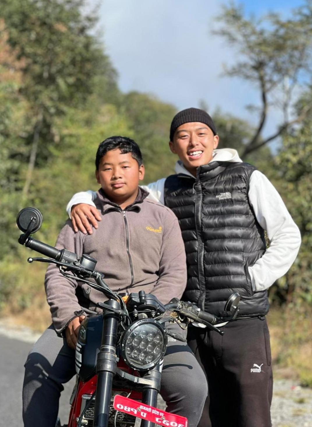Unique Point Home Stay Nagarkot Bagian luar foto
