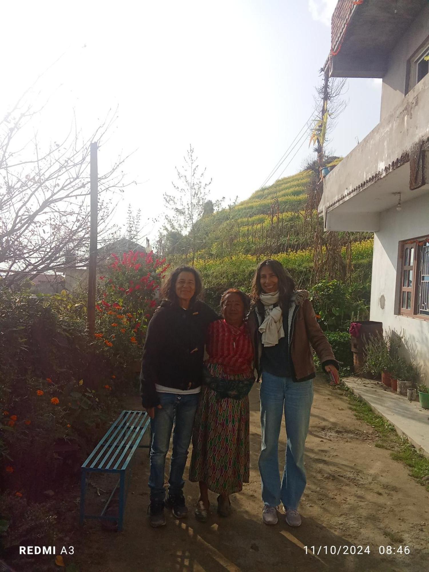 Unique Point Home Stay Nagarkot Bagian luar foto